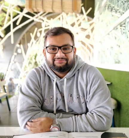 LavPatel32
