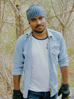 U1531038256410