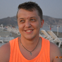 Szymon Skrzyniarz