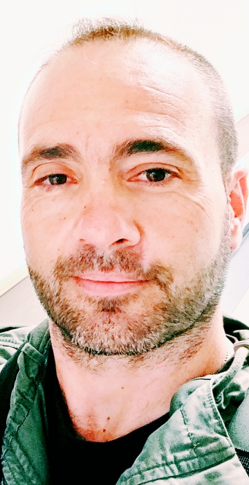 Nikos Kall